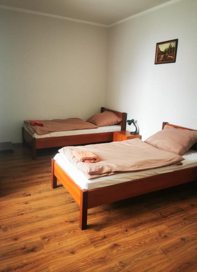 Hotel Stary Ratusz Kostomloty Экстерьер фото